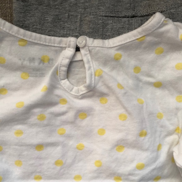 BOGO DKNY 2 piece long sleeve with heart graphic and plan grey leggings 24mo - Picture 4 of 5